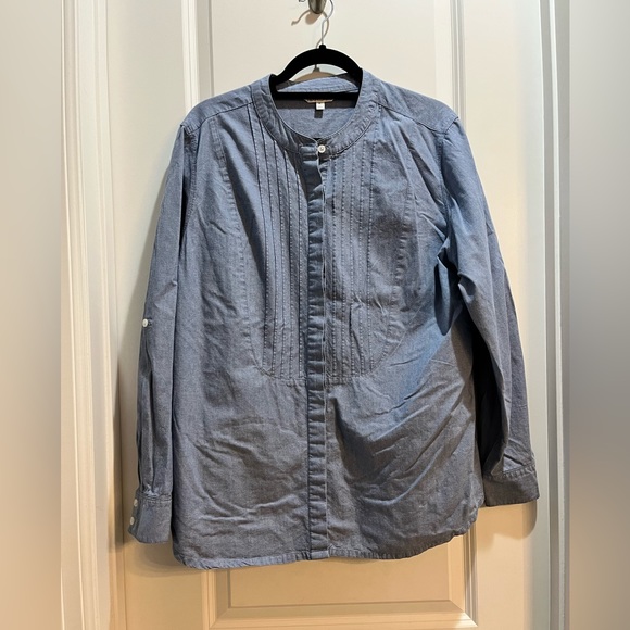 Travel Smith Blue Chambray Long Sleeve Button Up Collar roll up sleeves top XL - Picture 1 of 6